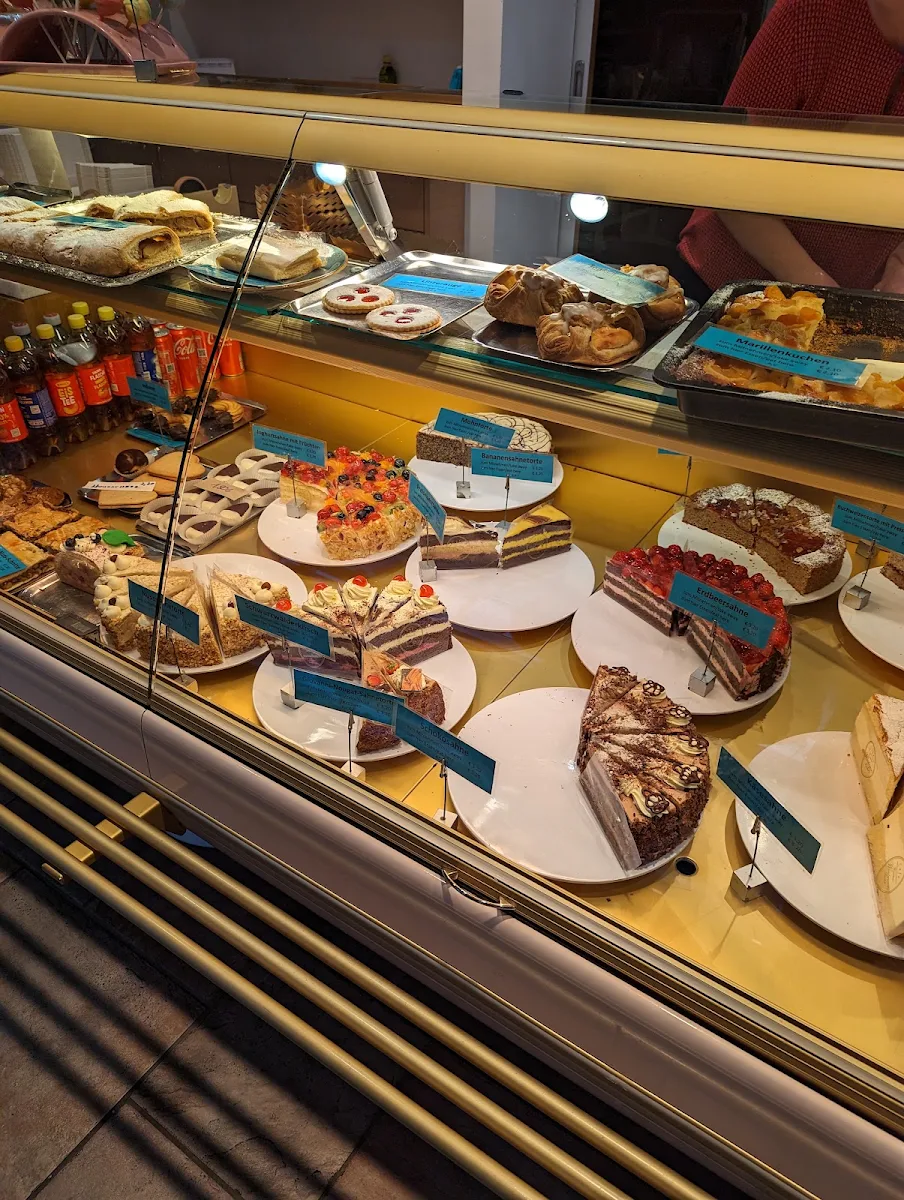 Cakes