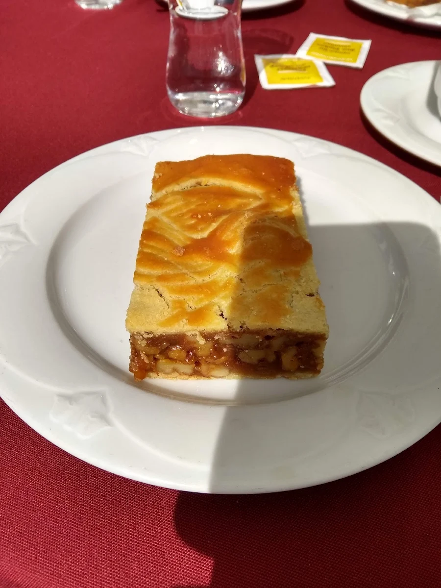 Engadiner Nussschnitte