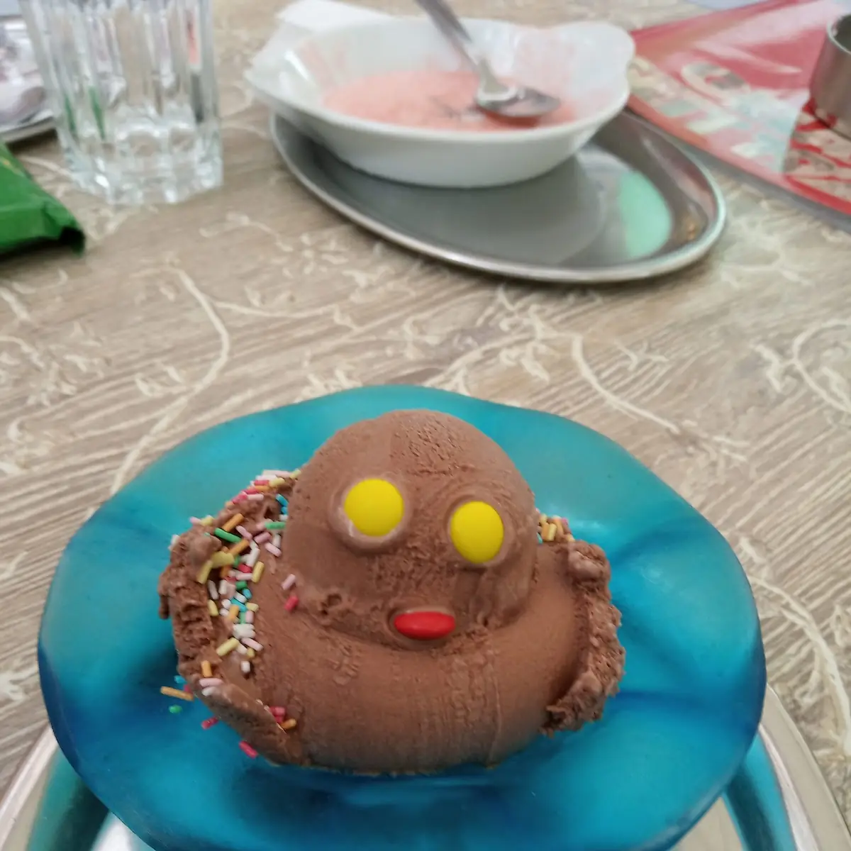 Kinder Schoko Eis