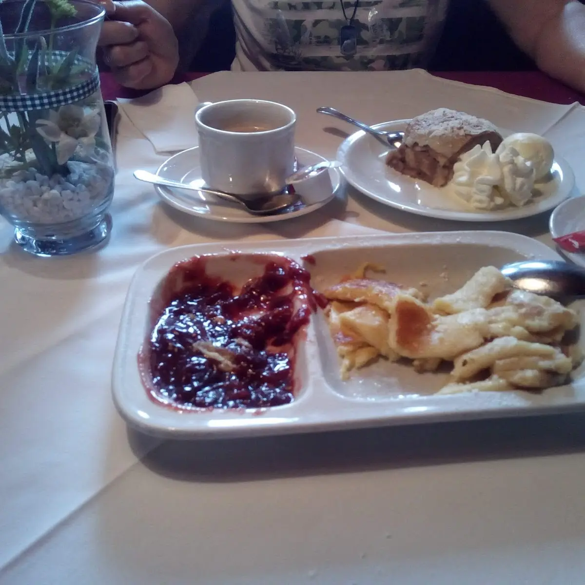 Kaiserschmarn Mit Pflaumenmarmelade