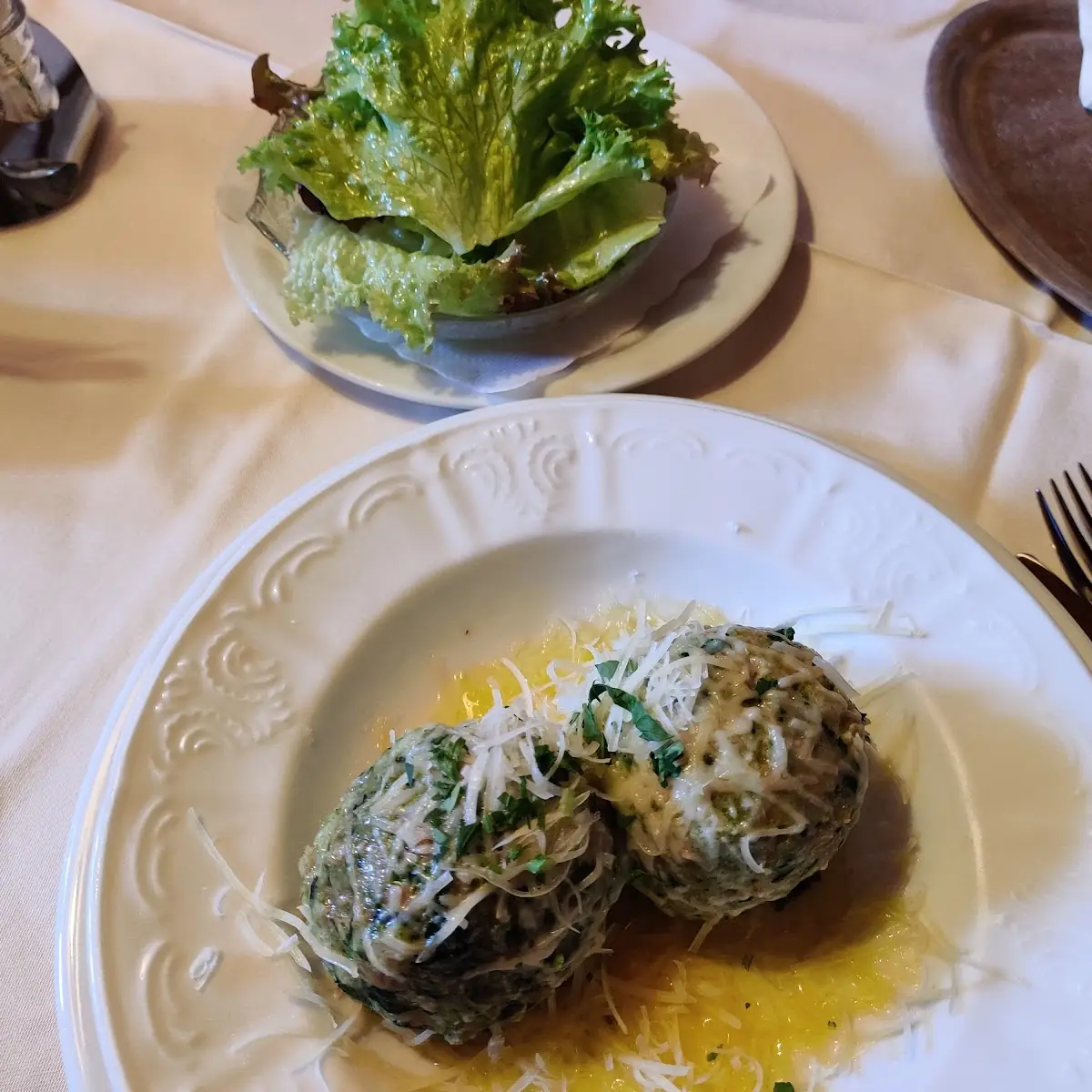Spinatknödel Mit Salat