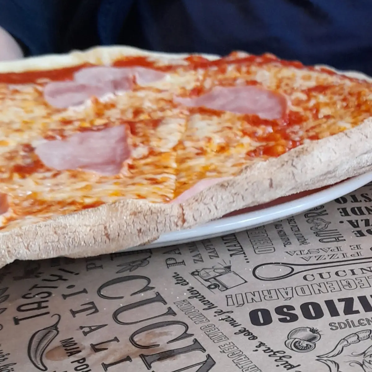 Prosciutto Pizza