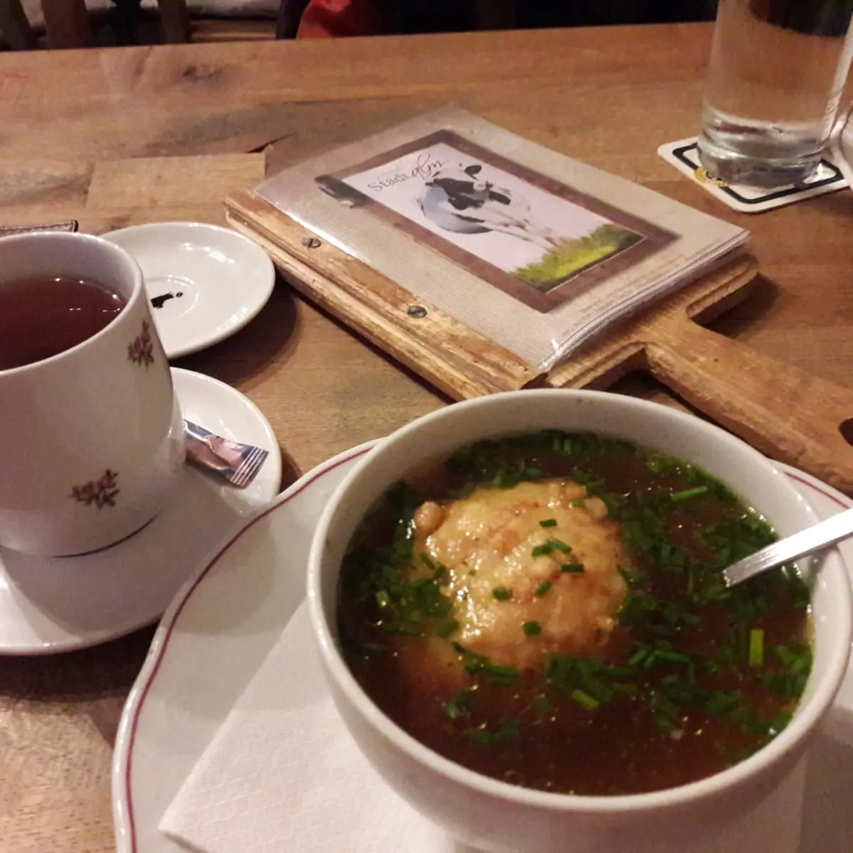 Kaspressknödelsuppe