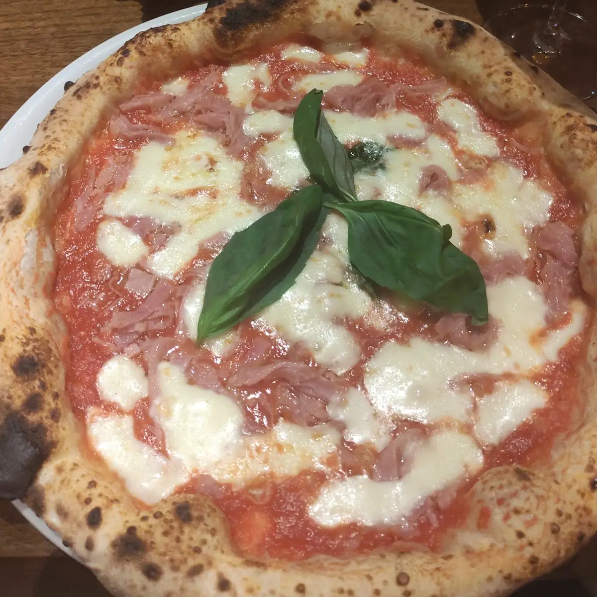 Pizza Margherita & Pizza Buffala