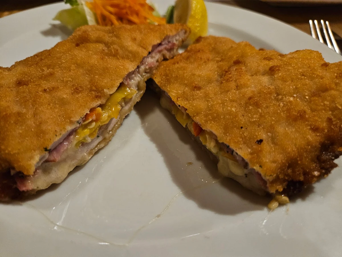 Sur Bauern Cordon Bleu
