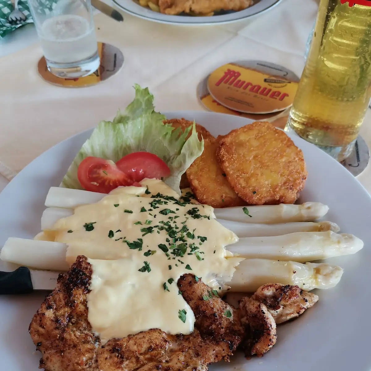 Hühnerbrust Mit Spargel Und Rösti