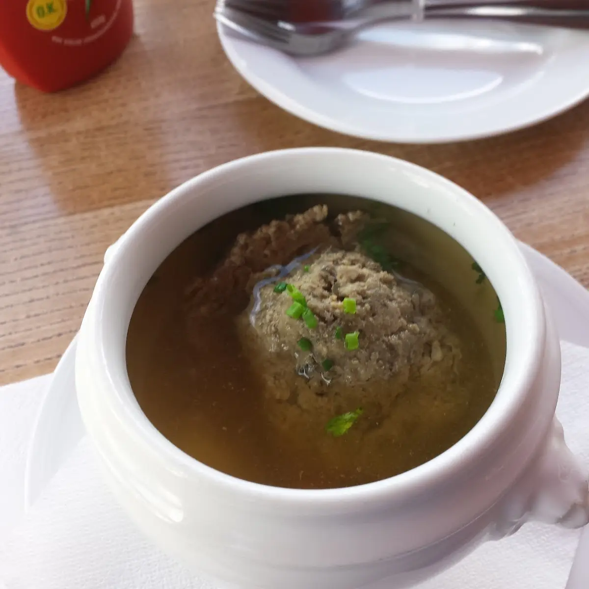 Leberknödelsuppe