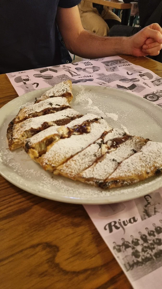 Sweet Pizza with Nutella