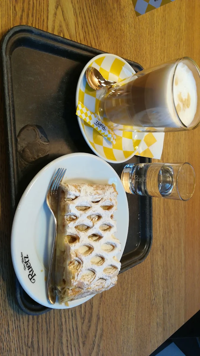 Apfelstrudel
