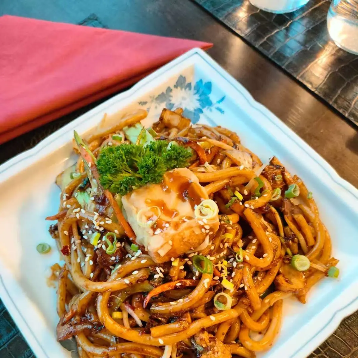 Gebratene Udon Nudeln