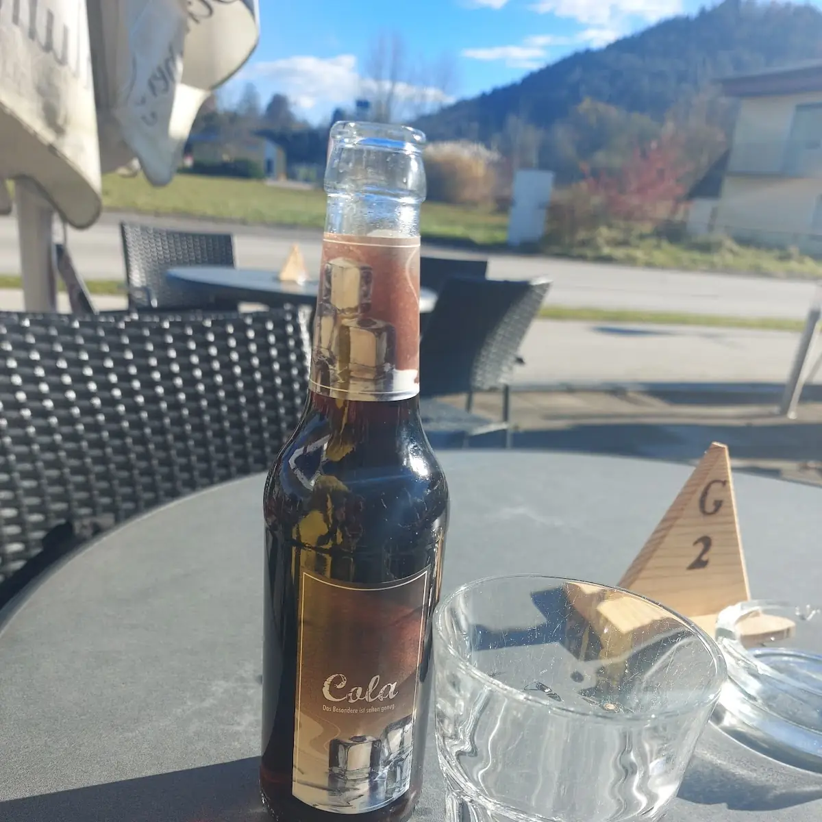 Cola