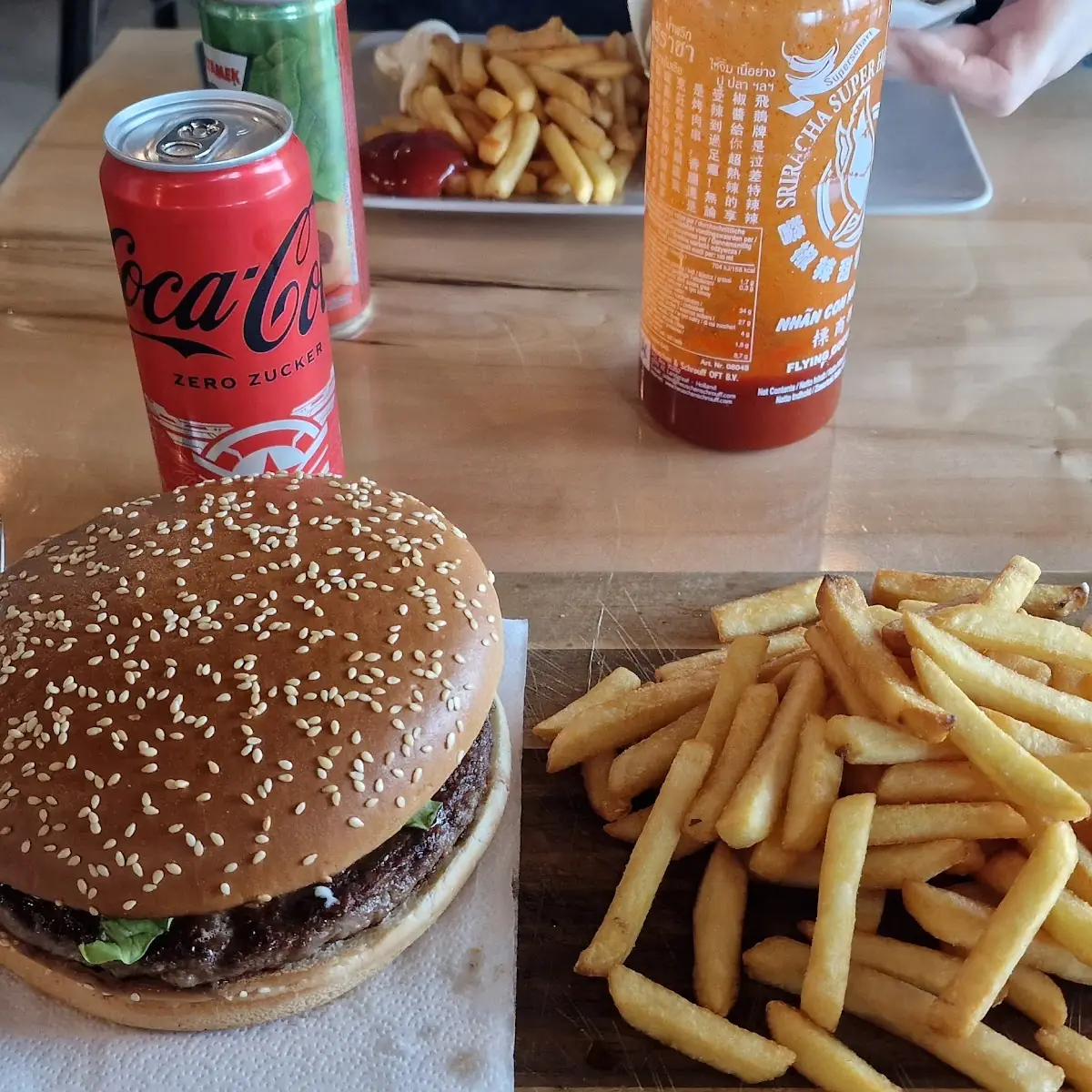 Chili Cheeseburger Menü