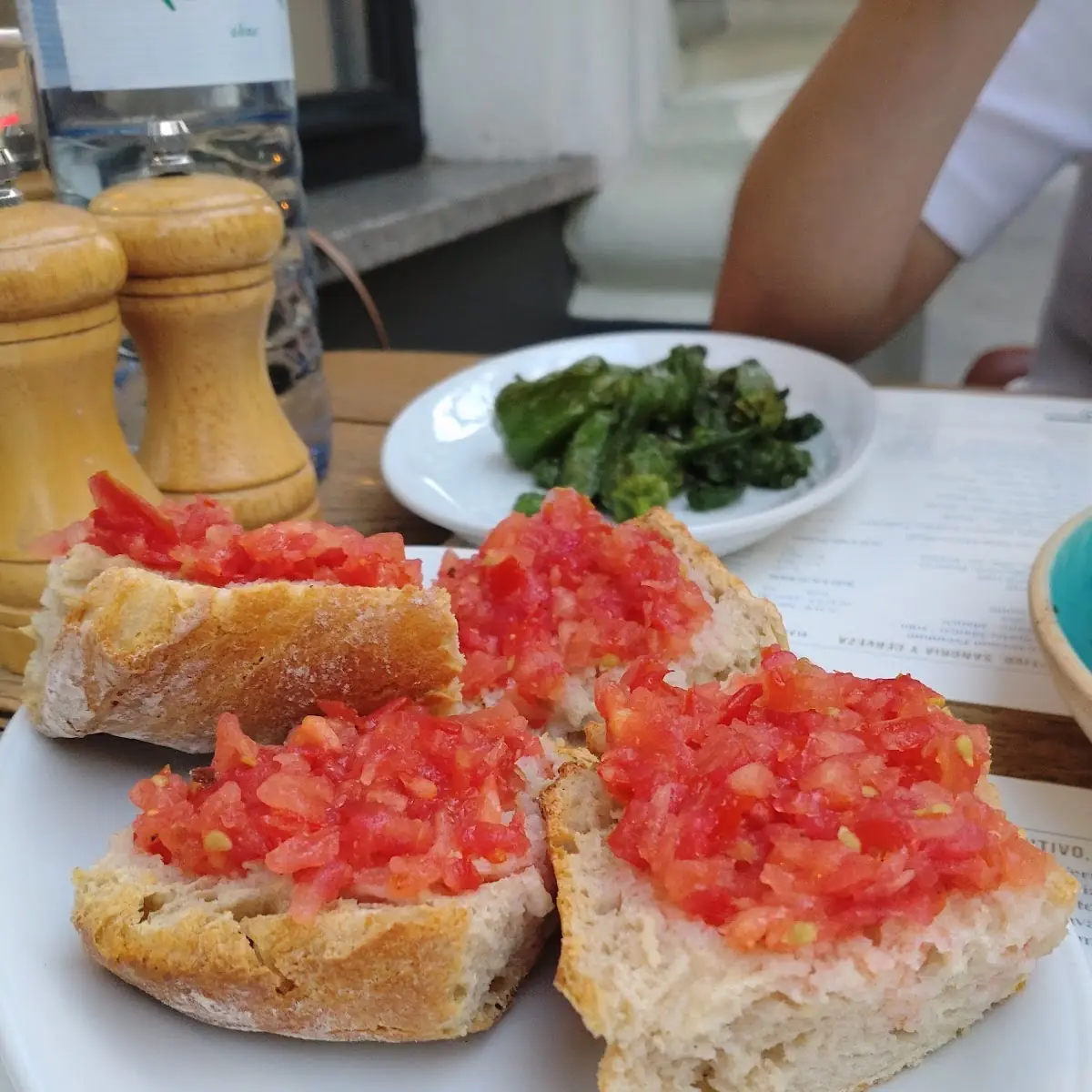 Pan Con Tomate