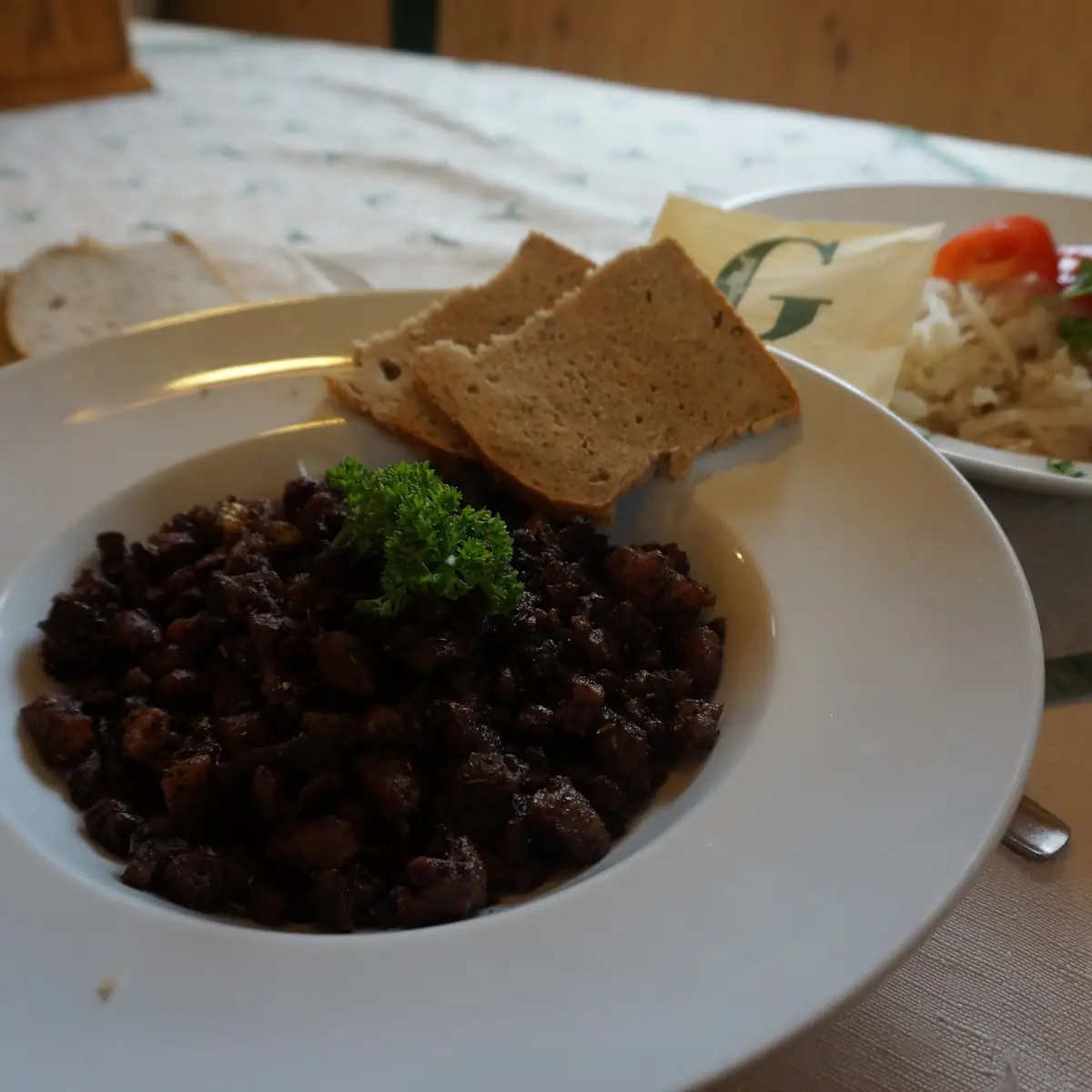 Tiroler Leber Mit Salzkartoffeln