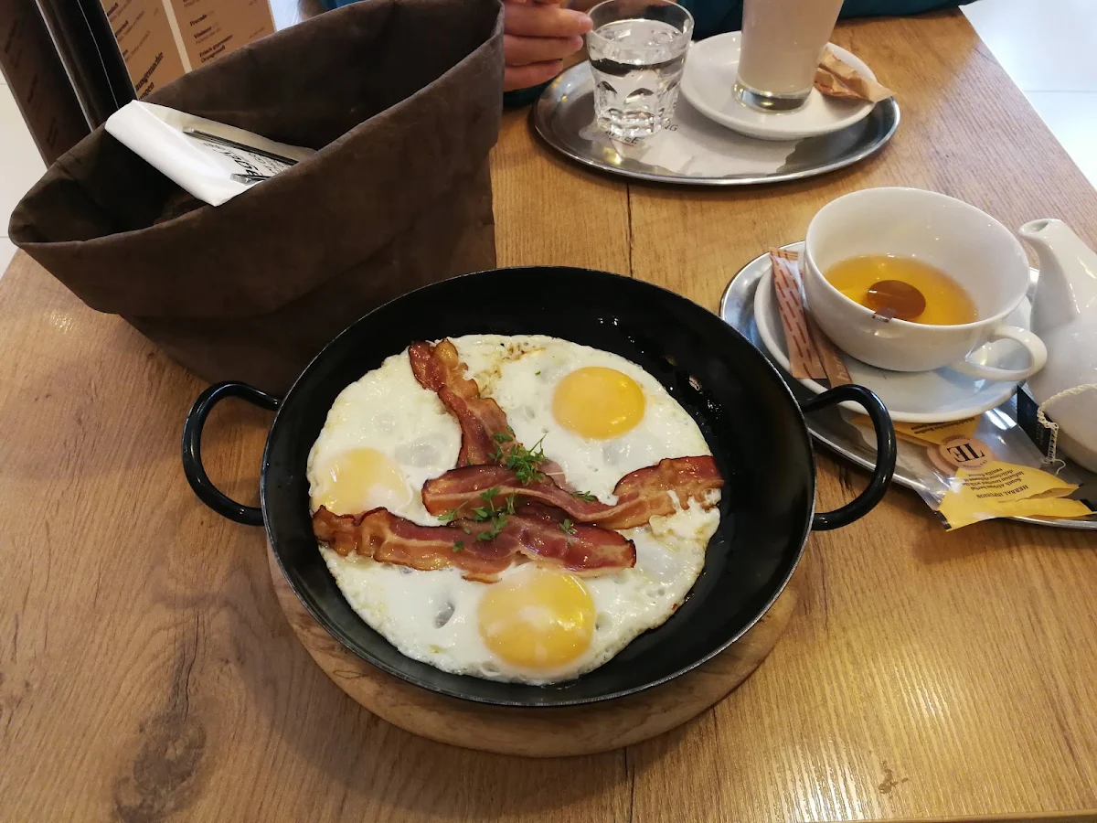 Ham and Eggs