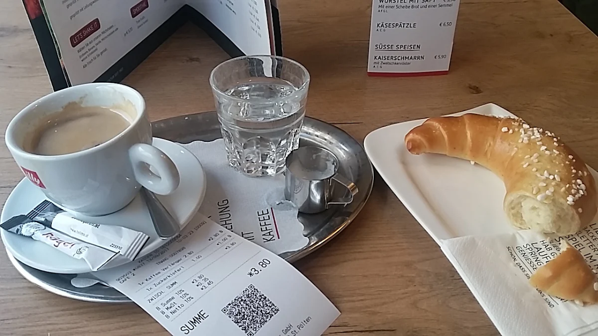 Kaffee Mit Kipferl