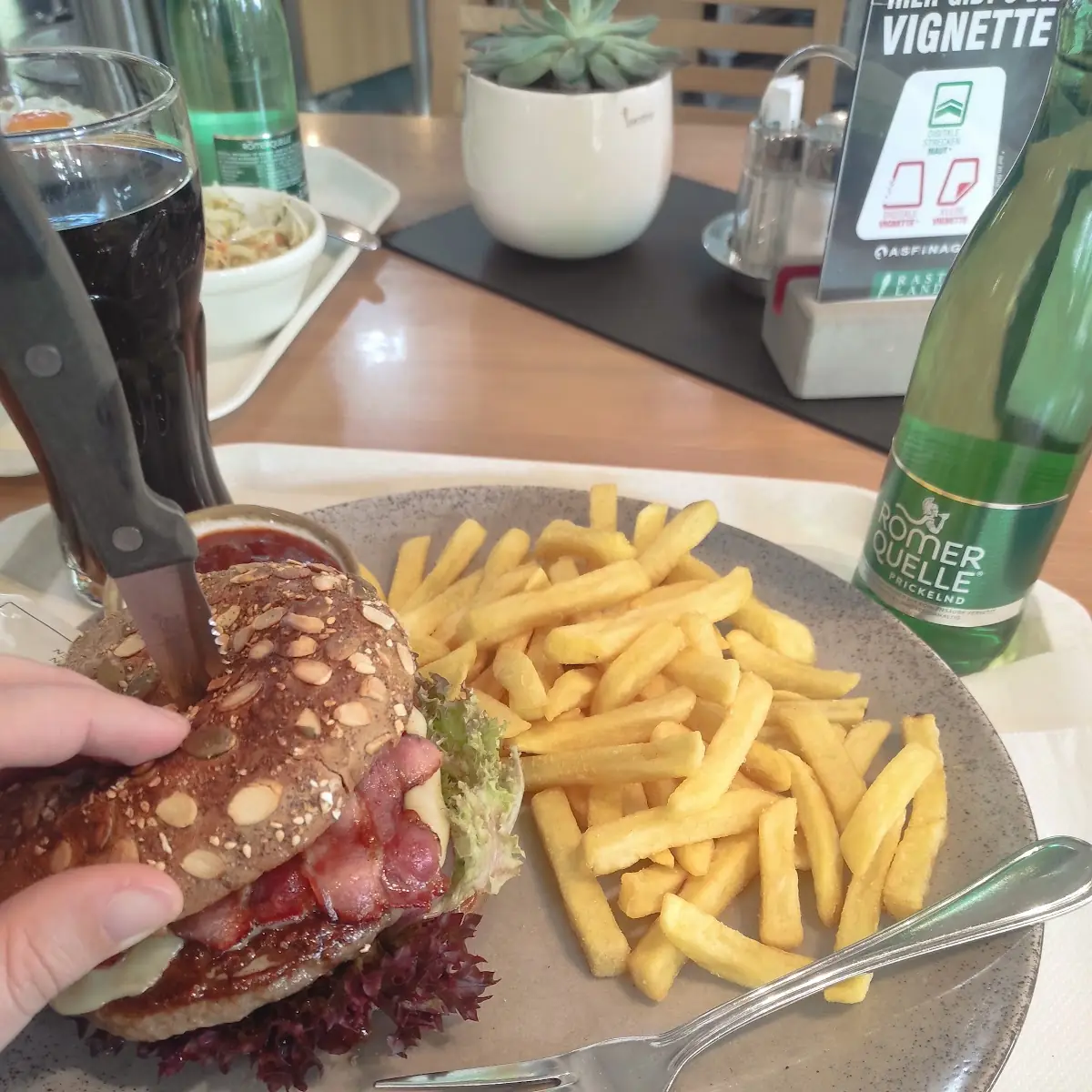 Bacon Hamburger Con Patatine Fritte