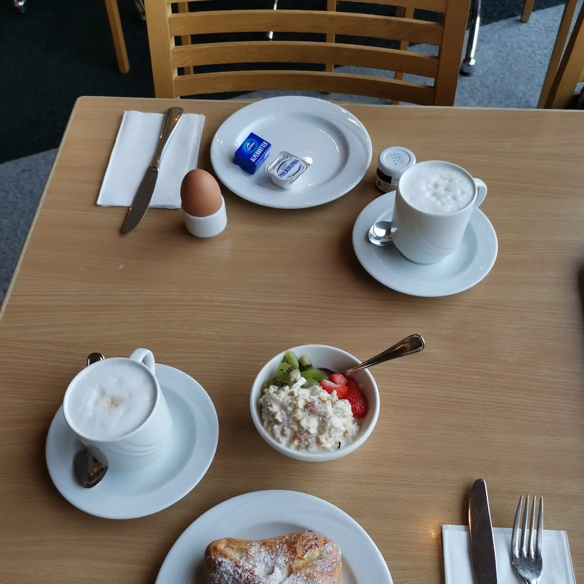 Gesundes Frühstück Mit Kaffee Und Bircher Müsli