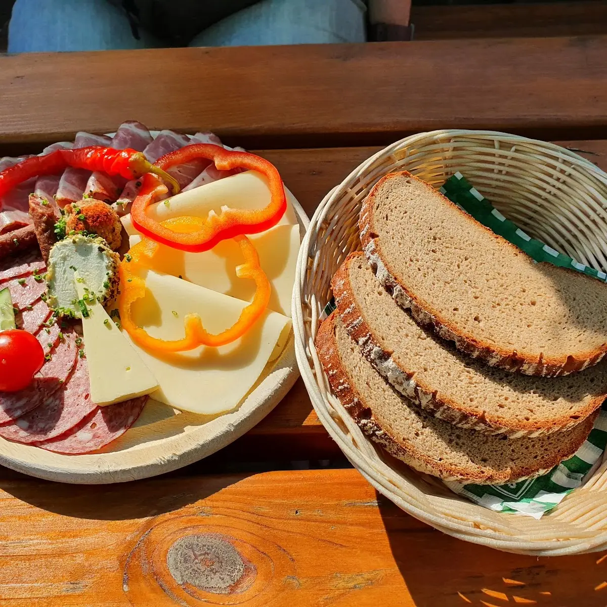Holzknecht Jause