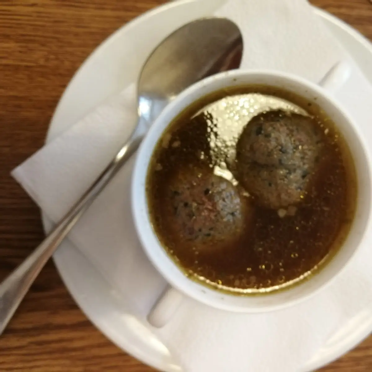 Leberknödelsuppe