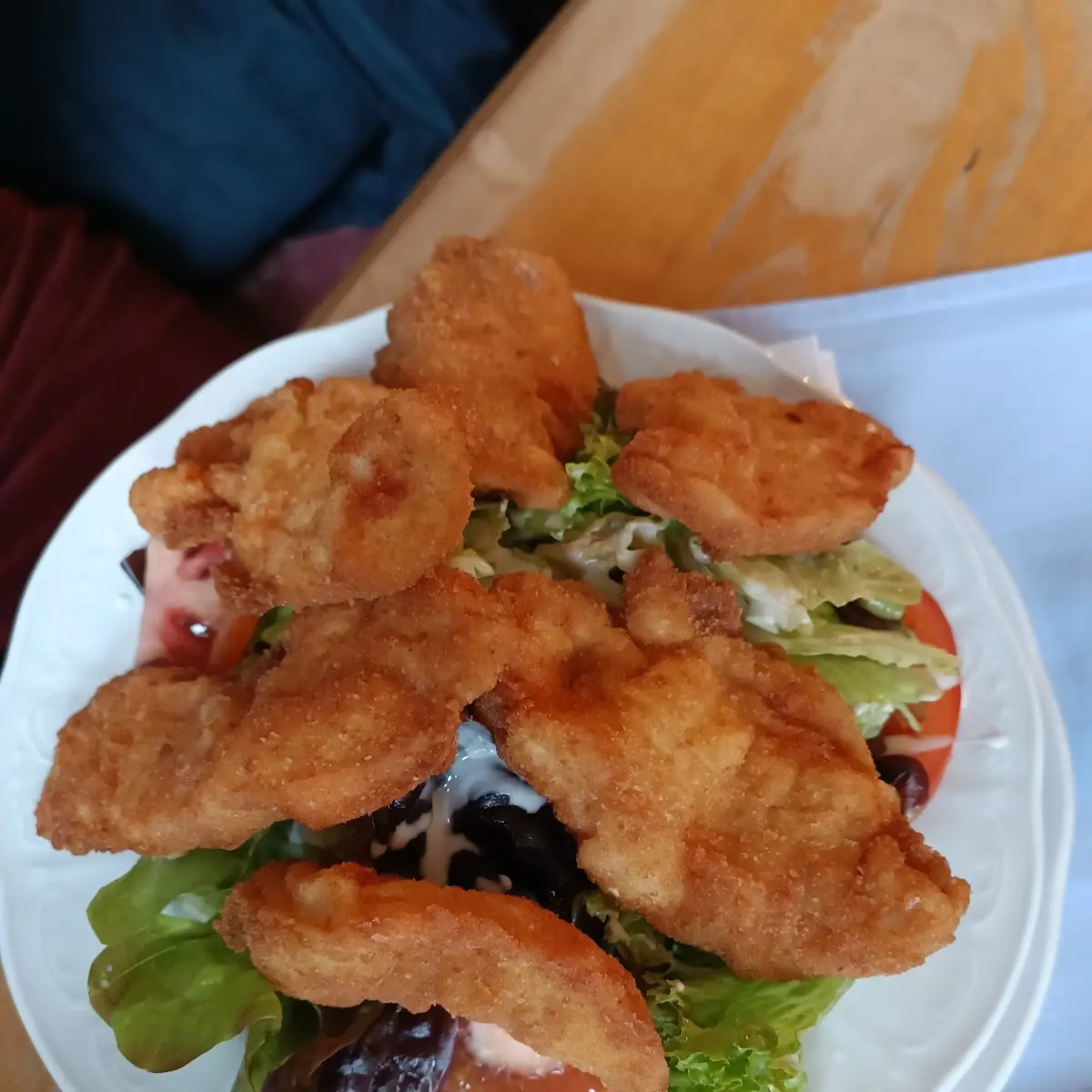 Salat Mit Gebackenen Hühnerstreifen