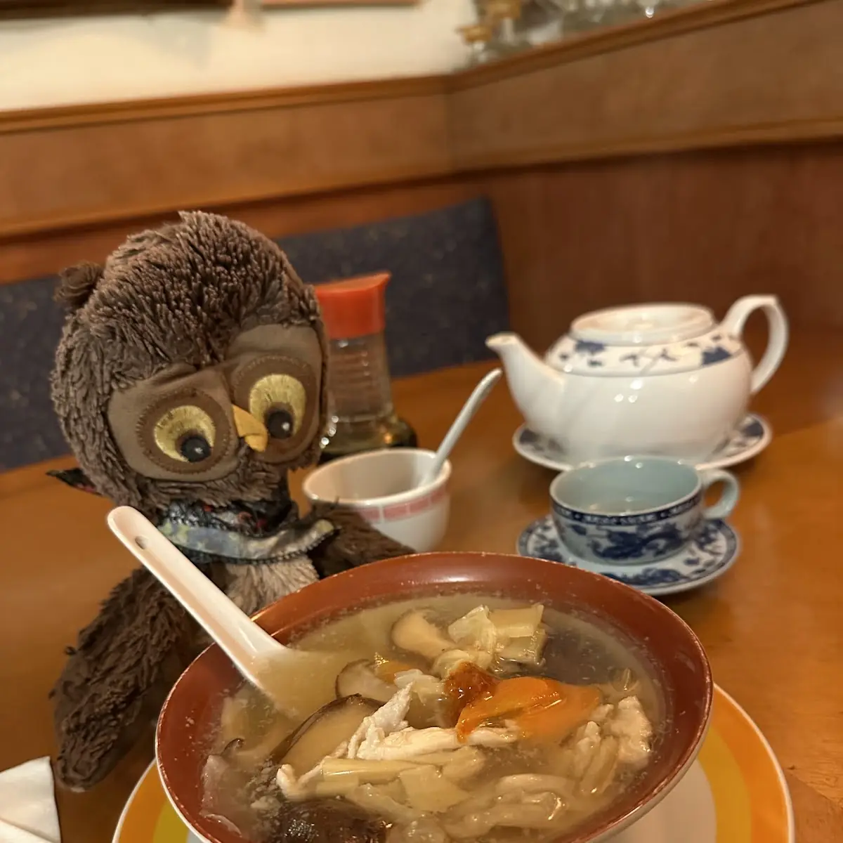 Hühnersuppe Mit Bambus Und Morchel