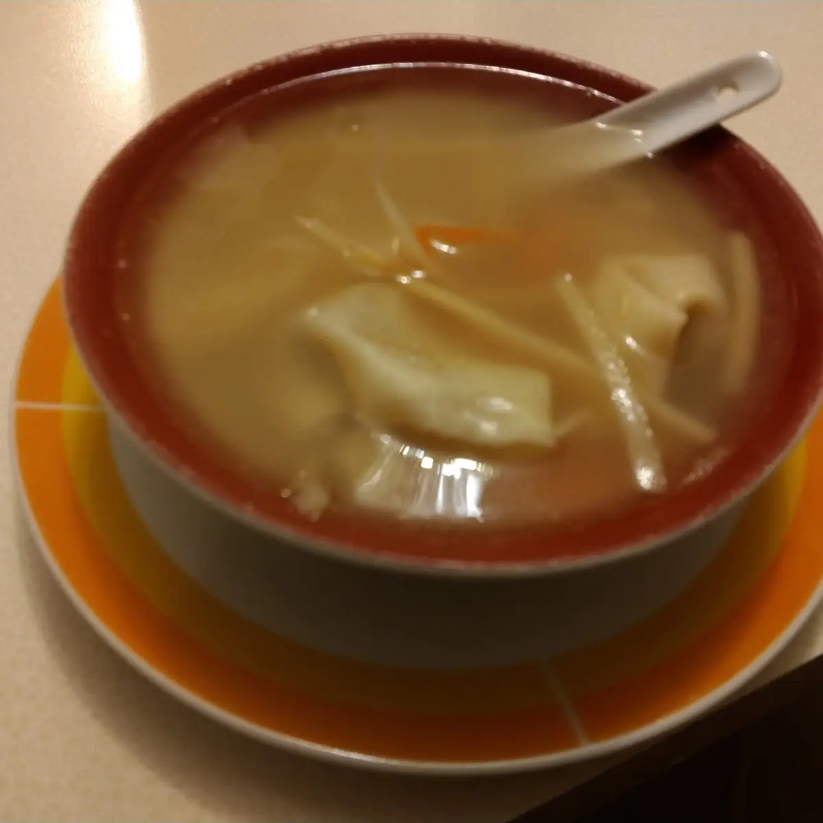ワンタンスープ