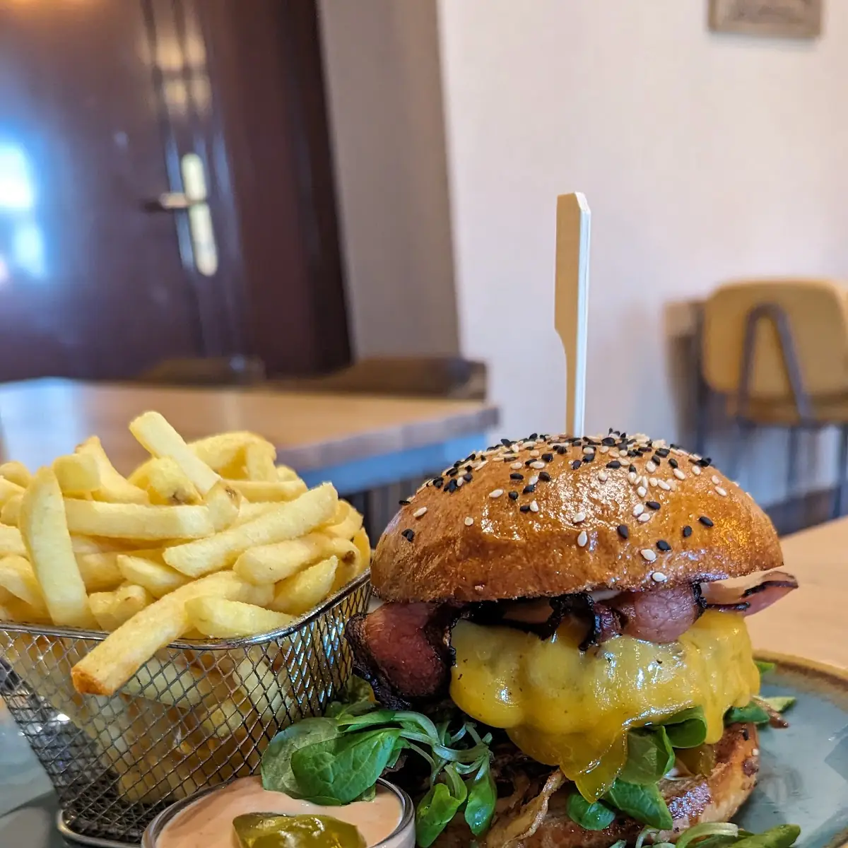 Mexikanischer Burger Zwiebelringe