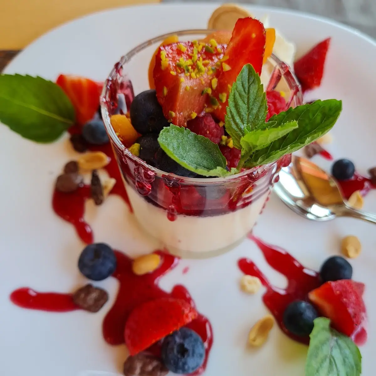 Panna Cotta Mit Obst