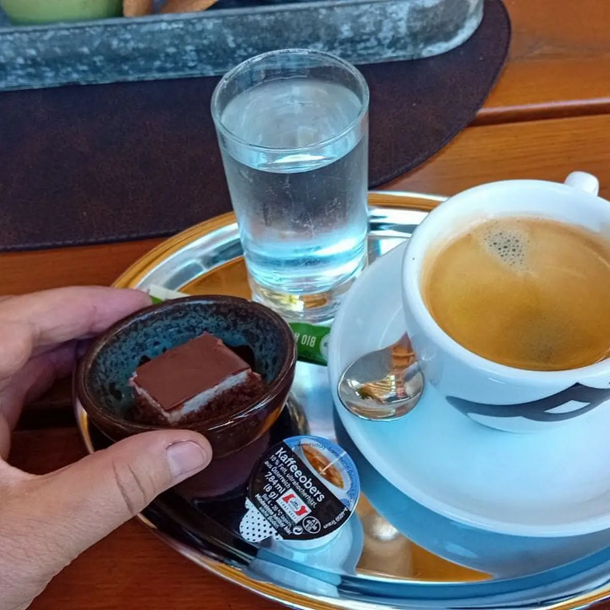 Verlängerter Schwarz