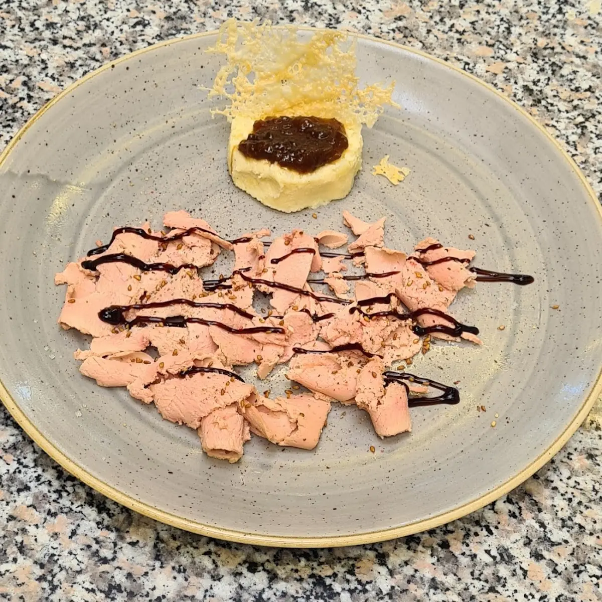 Carpaccio de Foie Gras Et Concassée de Pdt Aux Truffes