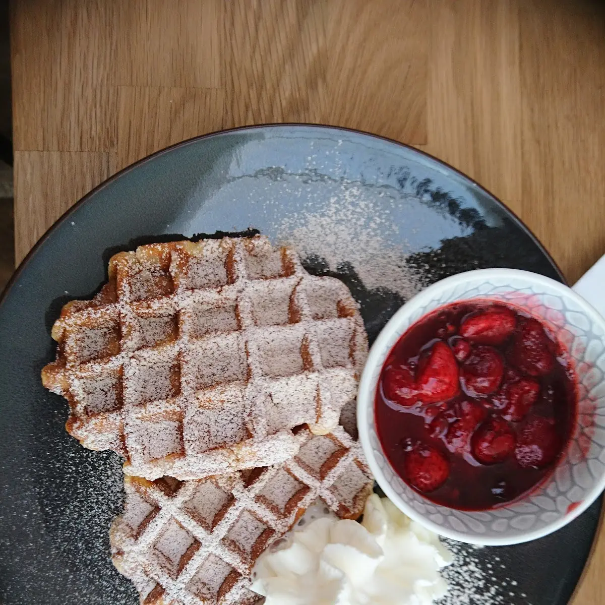 Waffeln Mit Beeren