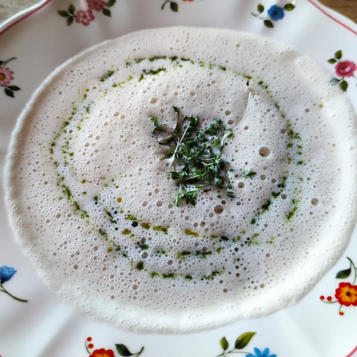 Spargel-suppe