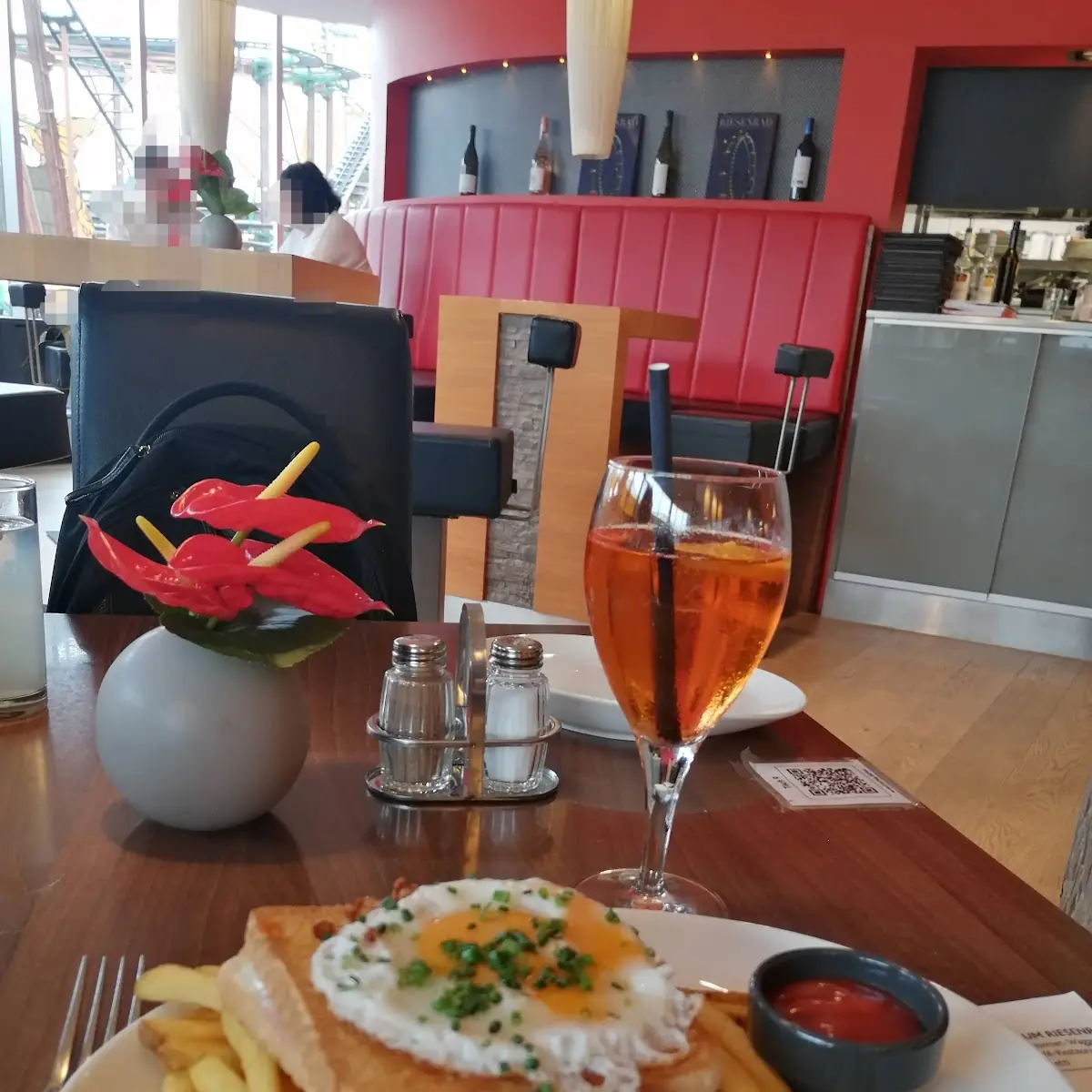 Toast Mit Schinken Und Ei Mit Pommes Frites