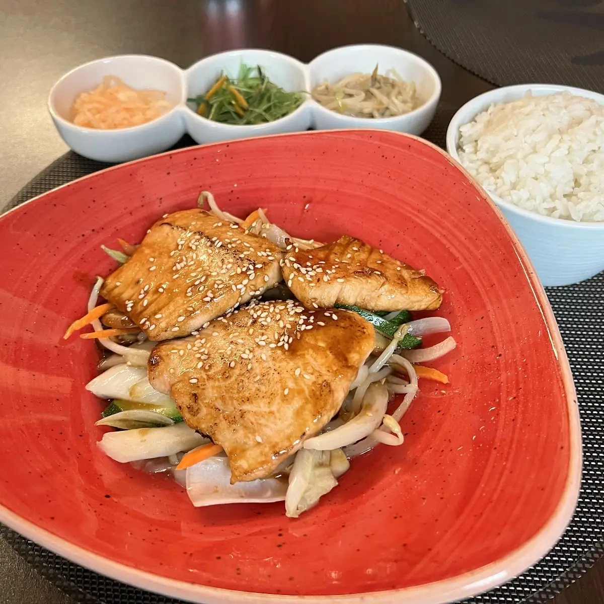 Lach In Teriyaki Sauce