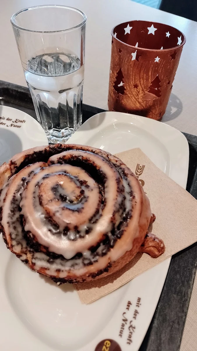 Poppy Seed Swirl