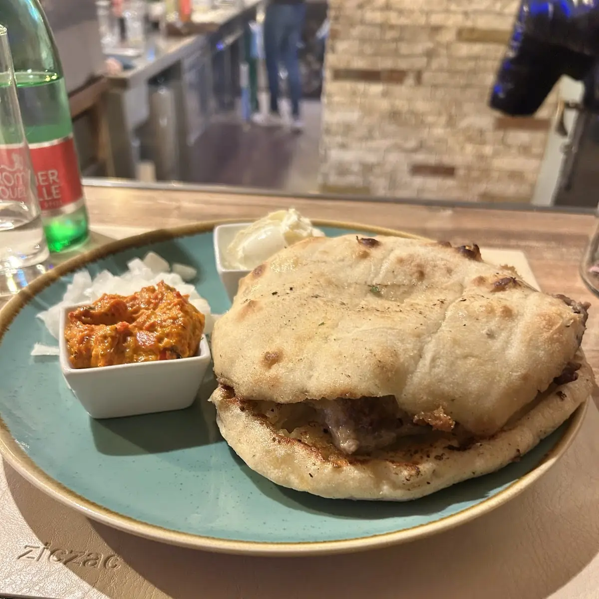 Cevapcici Mit Fladenbrot
