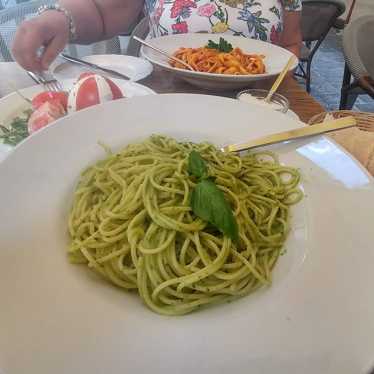 Spaghetti Al Pesto