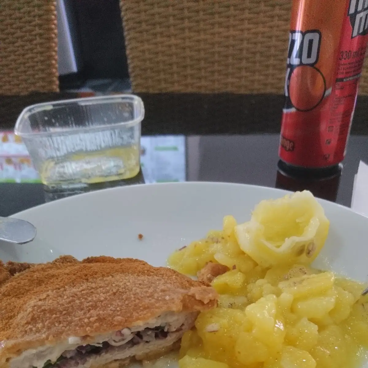 Scharfes Gordon Bleu Mit Kartoffelsalat