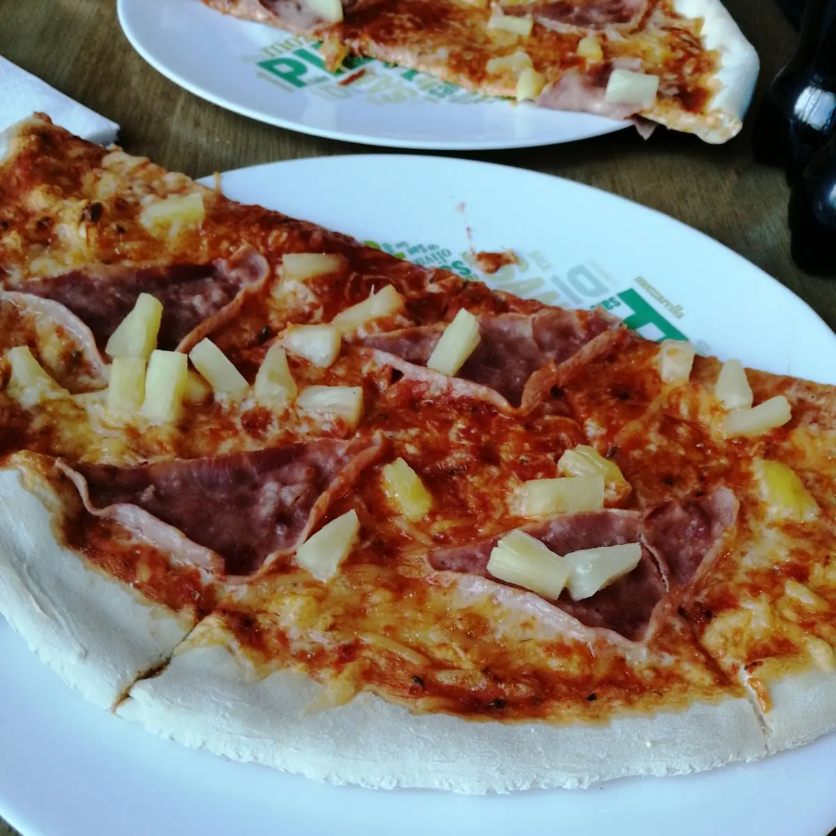 Pizza Hawaii