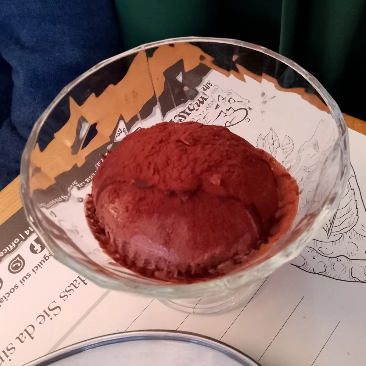 Schokoeis Mit Vanillekern