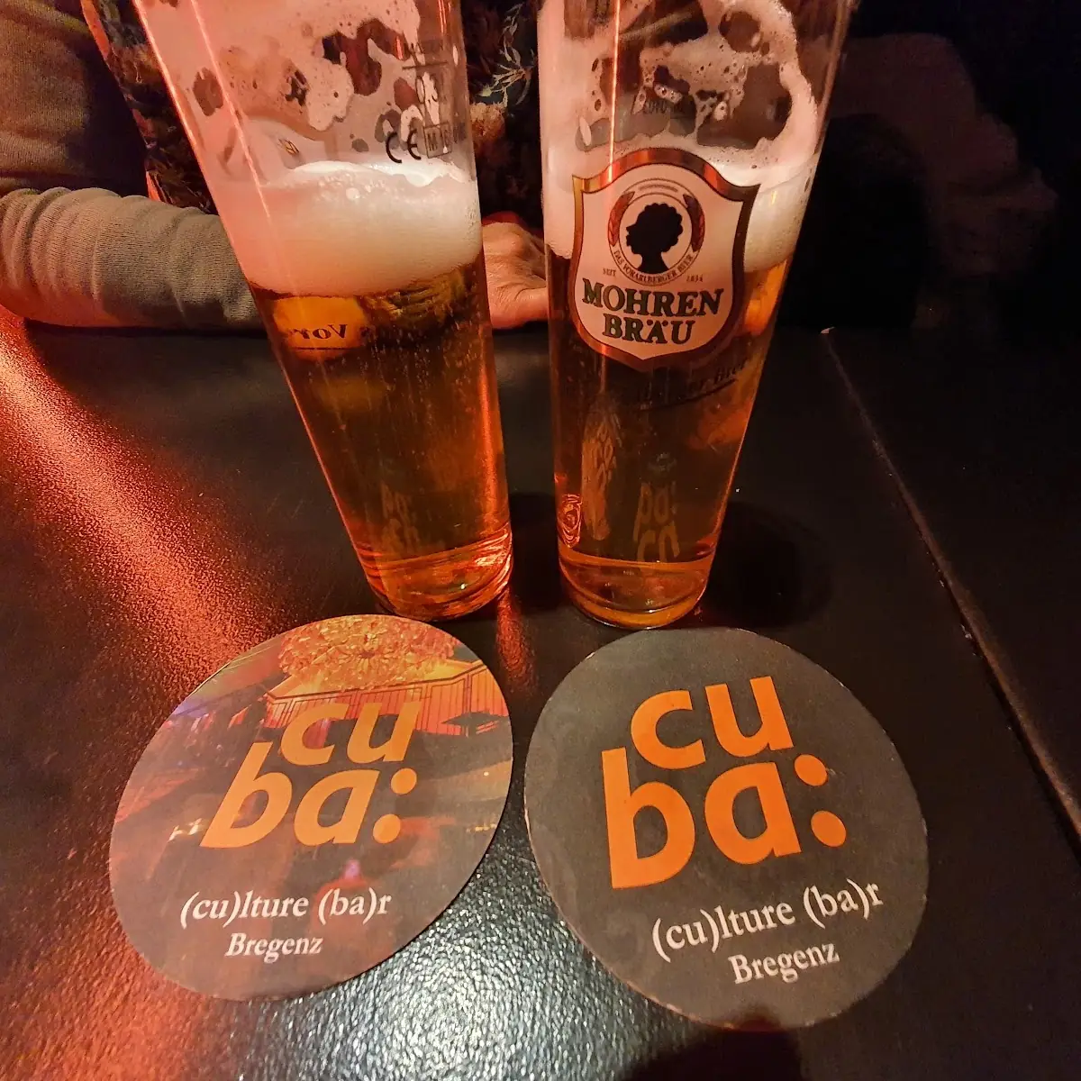 Feines Bier Im Cuba