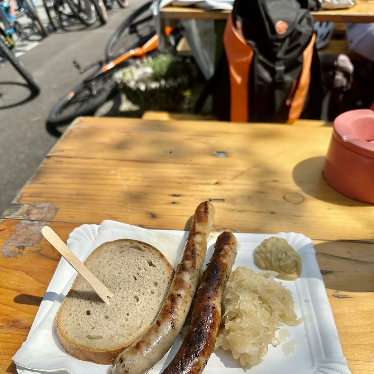 Schweinsbratwürstl