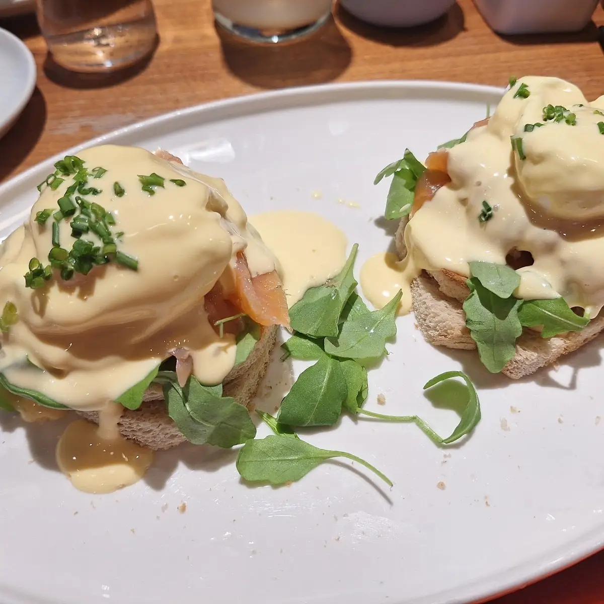 Eggs Benedict Mit Lachs