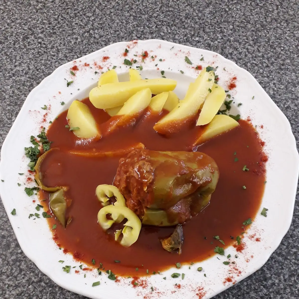 Gefülltes Paprika