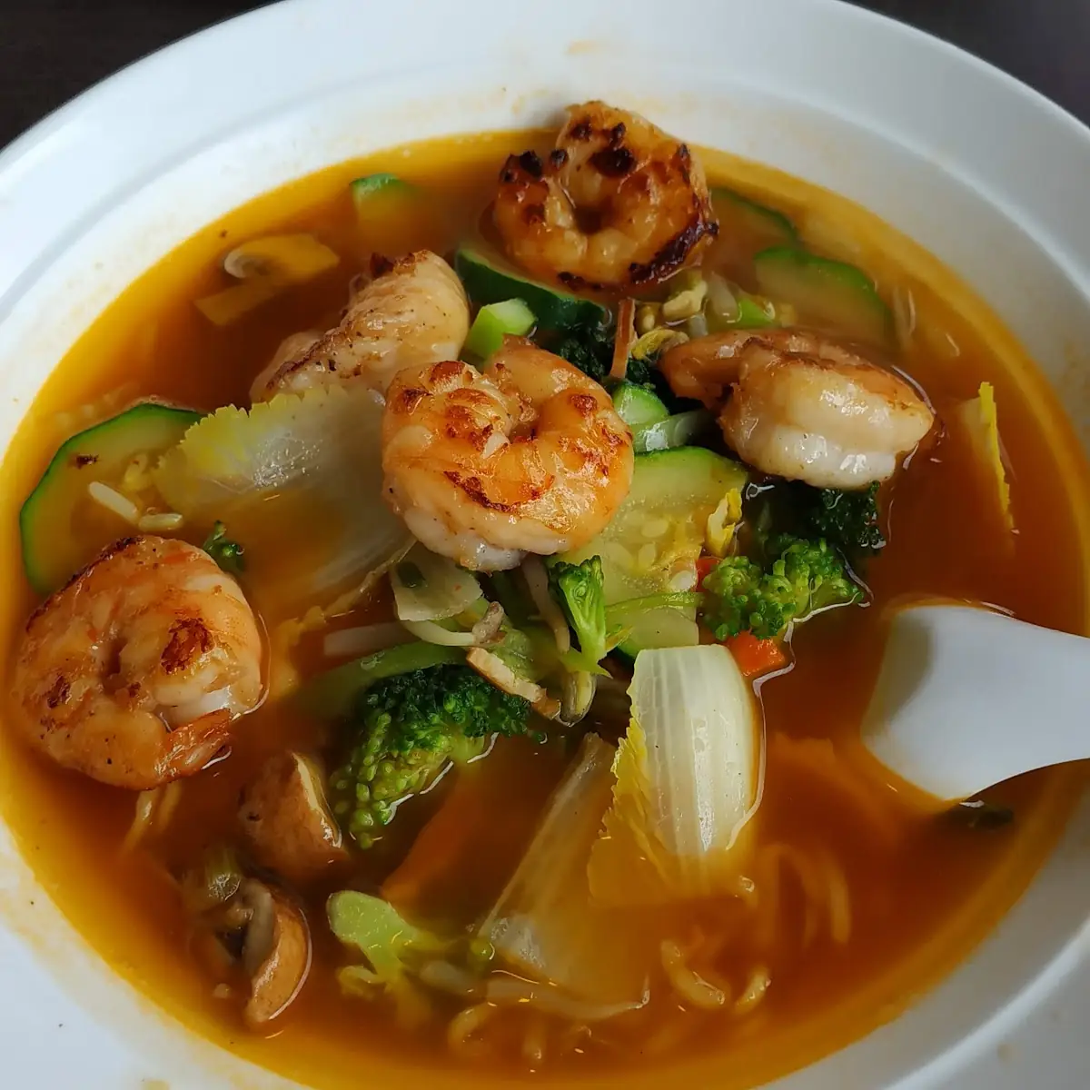 Nudelsuppe Mit Garnelen