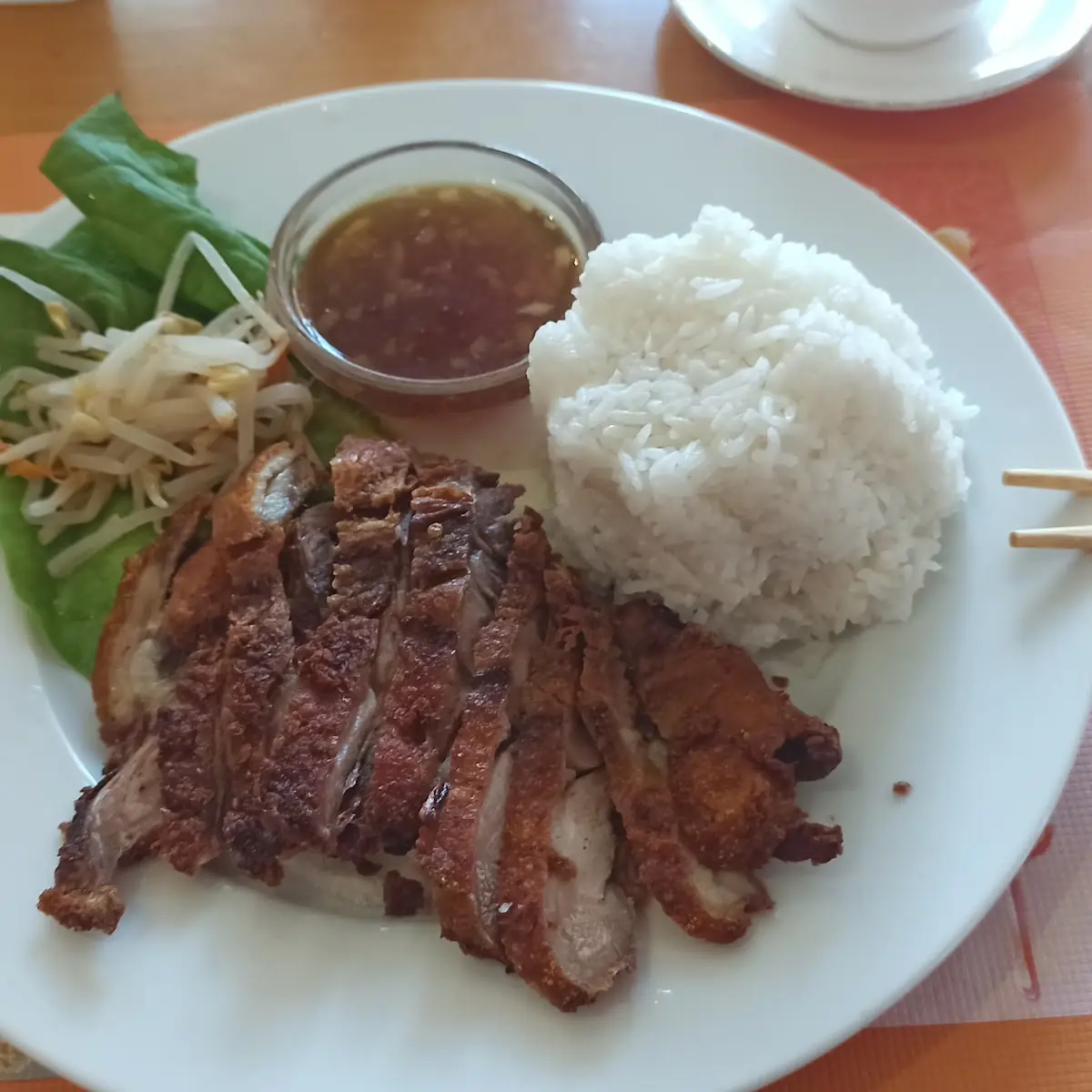 Knusprige Ente Mittagsmenü