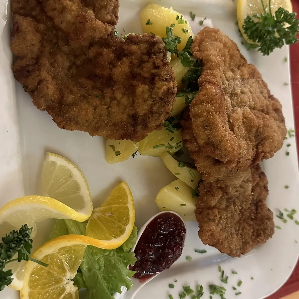 Hirschschnitzel Auf Wiener Art