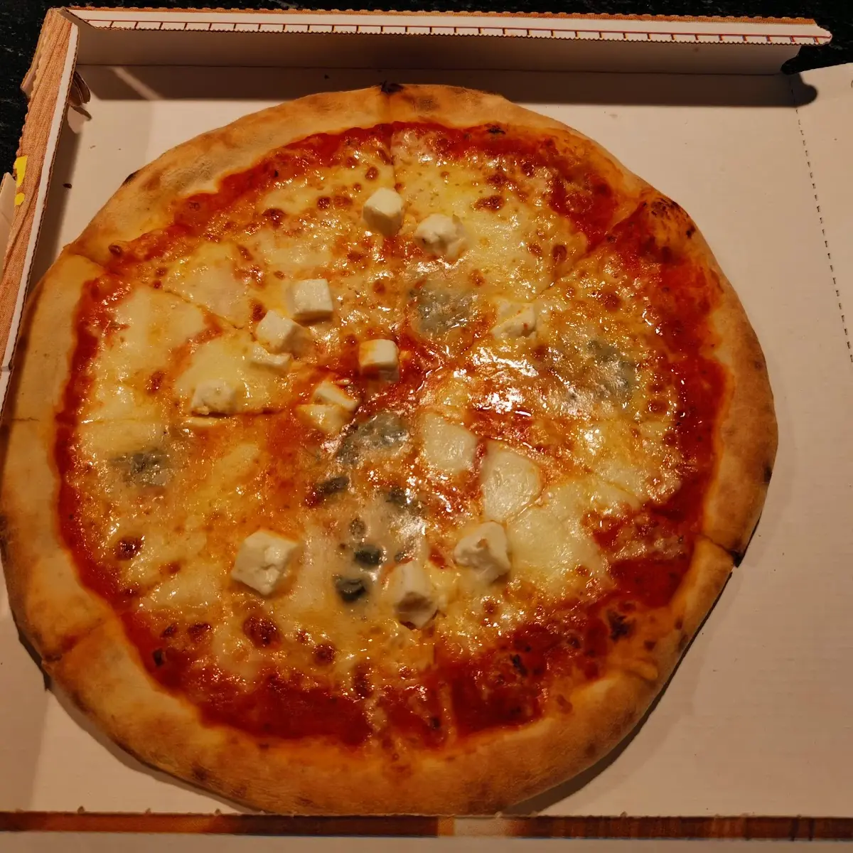 Pizza Tonno