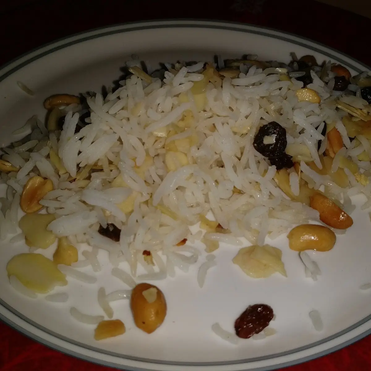 Nuss-rosinen-reis